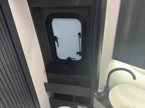 Adria Twin Supreme 600 SPB (2025)