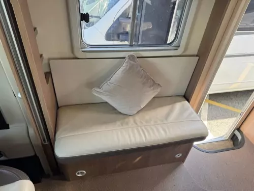 Burstner Ixeo 680G (2020)