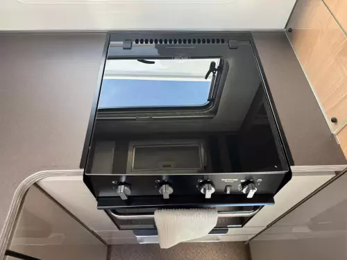 Burstner Ixeo 680G (2020)