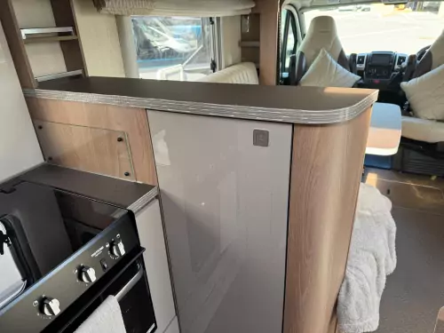 Burstner Ixeo 680G (2020)