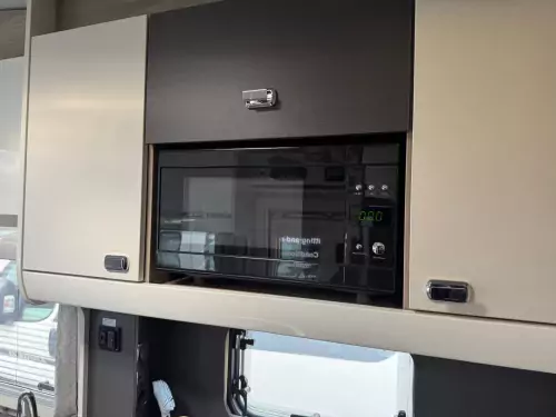 Swift Voyager 594 (2025)