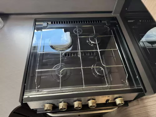 Swift Voyager 594 (2025)