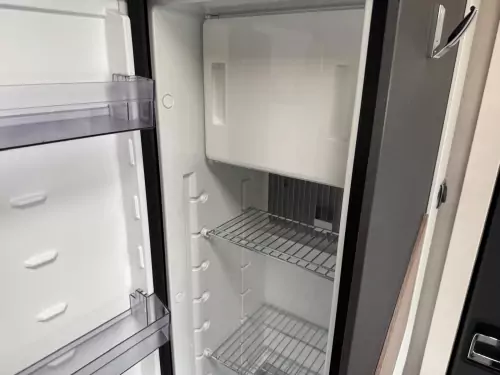 Swift Voyager 594 (2025)