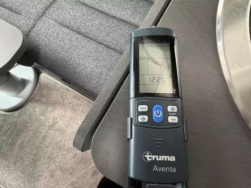 Swift Voyager 594 (2025)