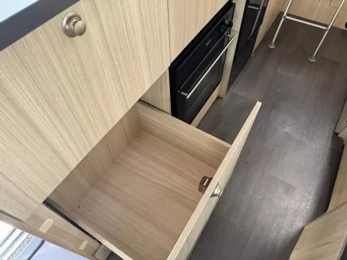 Adria Sun Living A75 DP (2021)