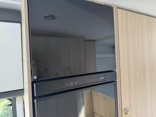 Adria Sun Living A75 DP (2021)