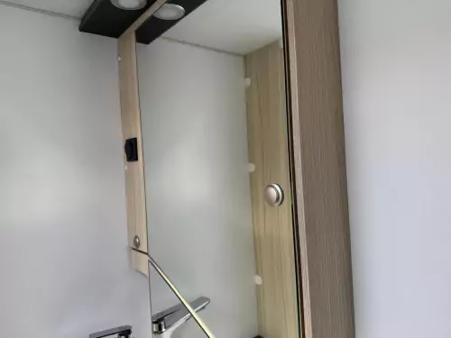 Adria Sun Living A75 DP (2021)