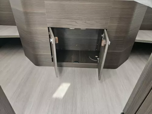 Adria Coral Supreme 670 DC (2026)