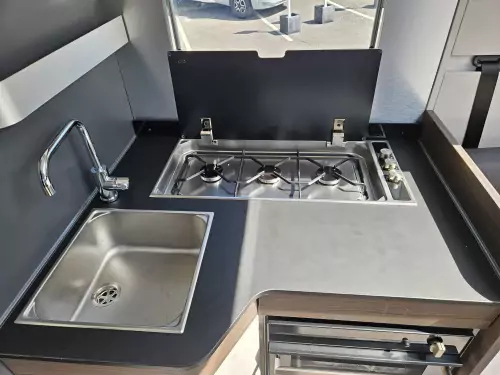 Adria Coral Supreme 670 DC (2026)