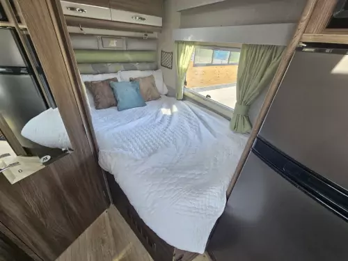 Auto-Sleeper Broadway FB (2019)