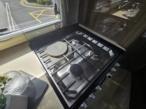 Auto-Sleeper Broadway FB (2019)