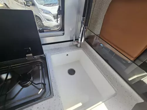 Adria Supersonic 780SL (2023)