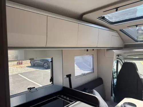 Adria Coral Supreme 670 DC (2026)