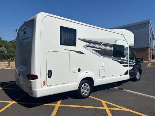 Swift Voyager 494 (2026)
