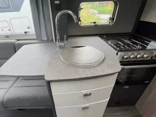 Swift Voyager 584 (2026)