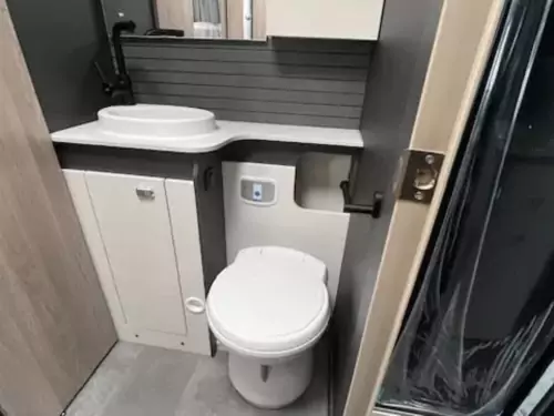 Swift Voyager 584 (2026)