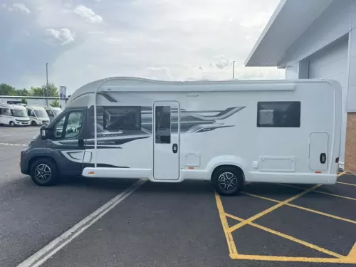 Swift Escape 674 (2026)