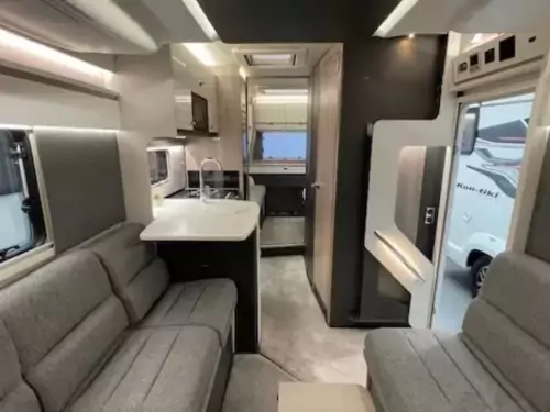 Swift Escape 674 (2026)