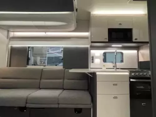 Swift Escape 674 (2026)