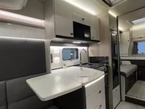 Swift Escape 674 (2026)