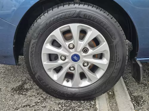 Ford Nugget Plus (2021)
