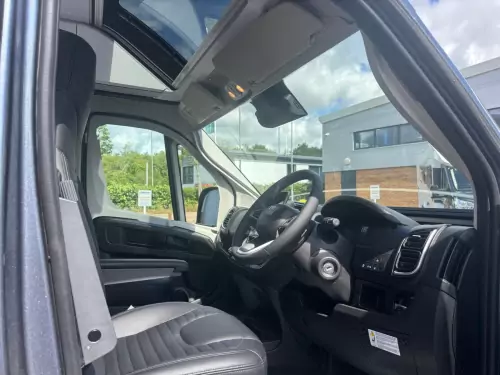 Adria Twin Supreme 600 SPB GB (2026)
