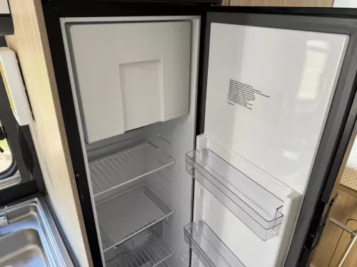 Adria Sunliving A75 DP (2021)