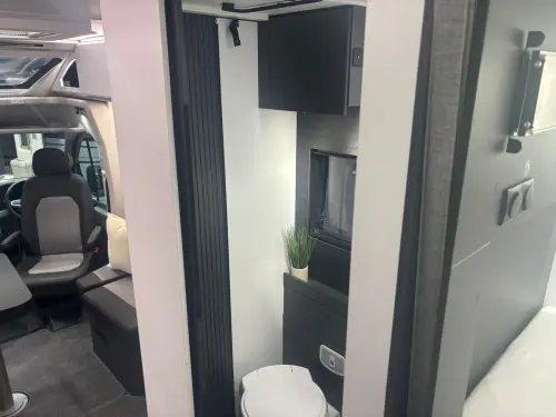 Adria Compact Max DL (2025)