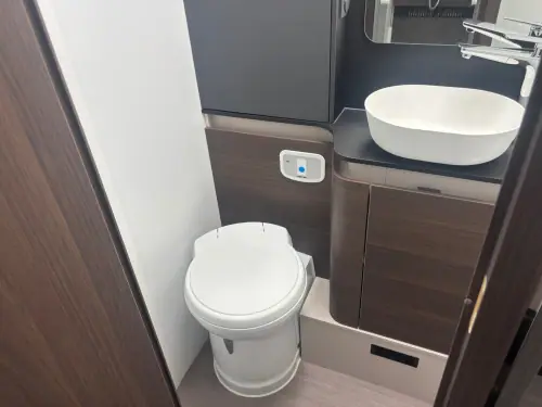 Adria Matrix Supreme 670 SC (2026)