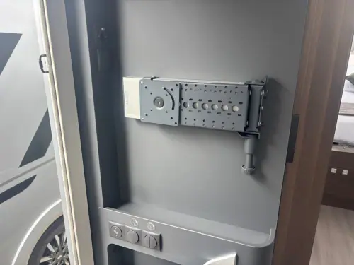Adria Matrix Supreme 670 SC (2026)