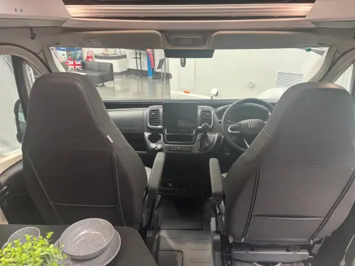 Adria Twin Supreme 600 SPB (2025)