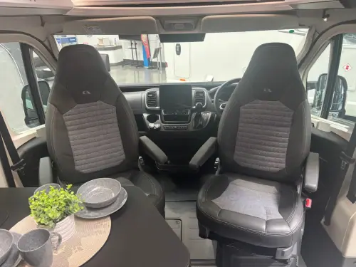 Adria Twin Supreme 600 SPB (2025)