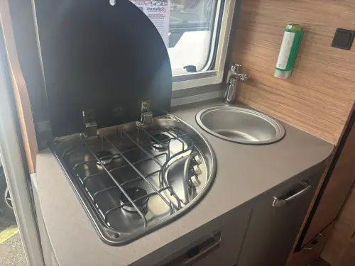 Weinsberg CaraCompact Suite 640MEG (2025)