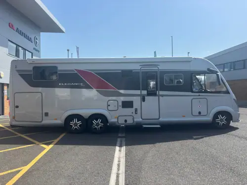 Burstner Elegance i920G (2017)