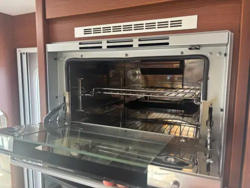 Rapido Series 850 F (2019)