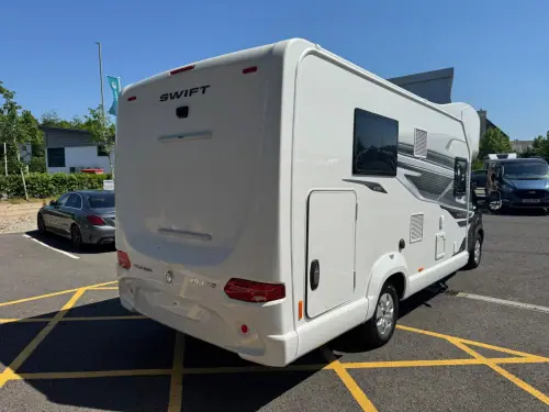 Swift Voyager 494 (2026)