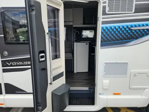 Swift Voyager 584 Automatic