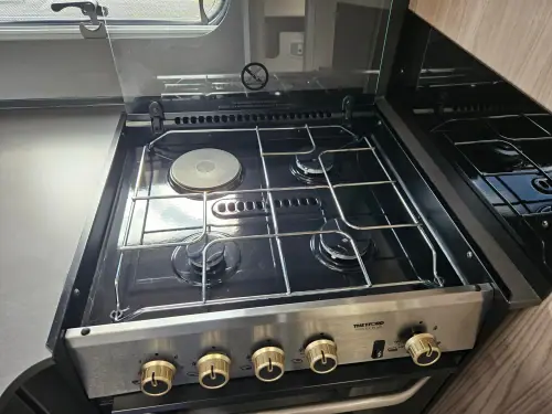 Swift Voyager 584 Automatic