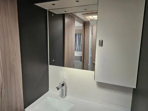 Swift Voyager 584 Automatic