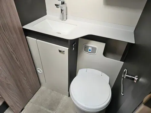 Swift Voyager 584 Automatic