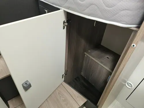 Swift Voyager 584 Automatic