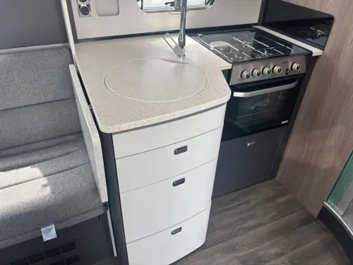 Swift Escape 640