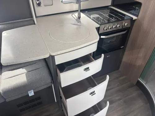 Swift Escape 640