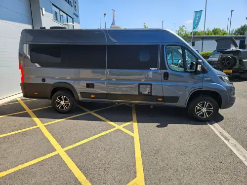 Pilote Premium V630 (2022)
