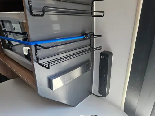 Pilote Premium V630 (2022)