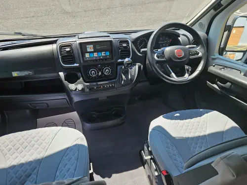 Pilote Premium V630 (2022)