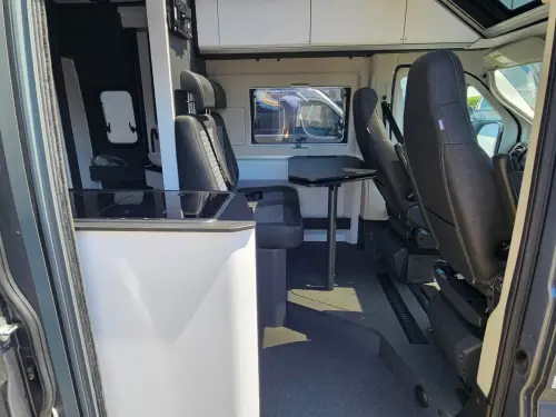Adria Twin Supreme 640 SGX (2025)