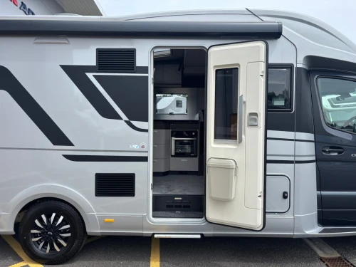 Adria Matrix Supreme MB 670 DL (2027)