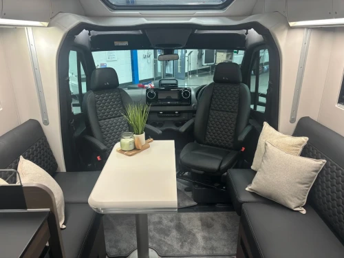 Adria Matrix Supreme MB 670 DL (2027)