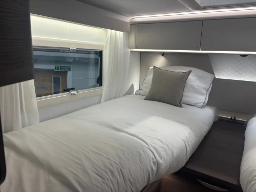 Adria Matrix Supreme MB 670 DL (2027)